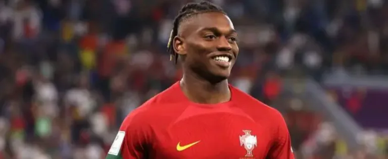 O 7 já tem novo dono? Rafael Leão estreia a camisola de Ronaldo com golo?